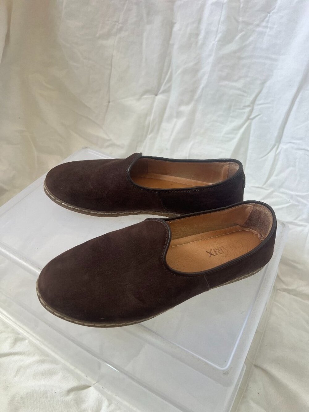 Charix nubuck slip on shoes in espresso size 39.5